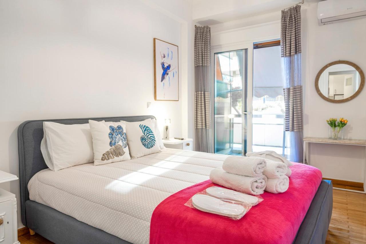 Unique Apartment In Glyfada Center Атина Екстериор снимка