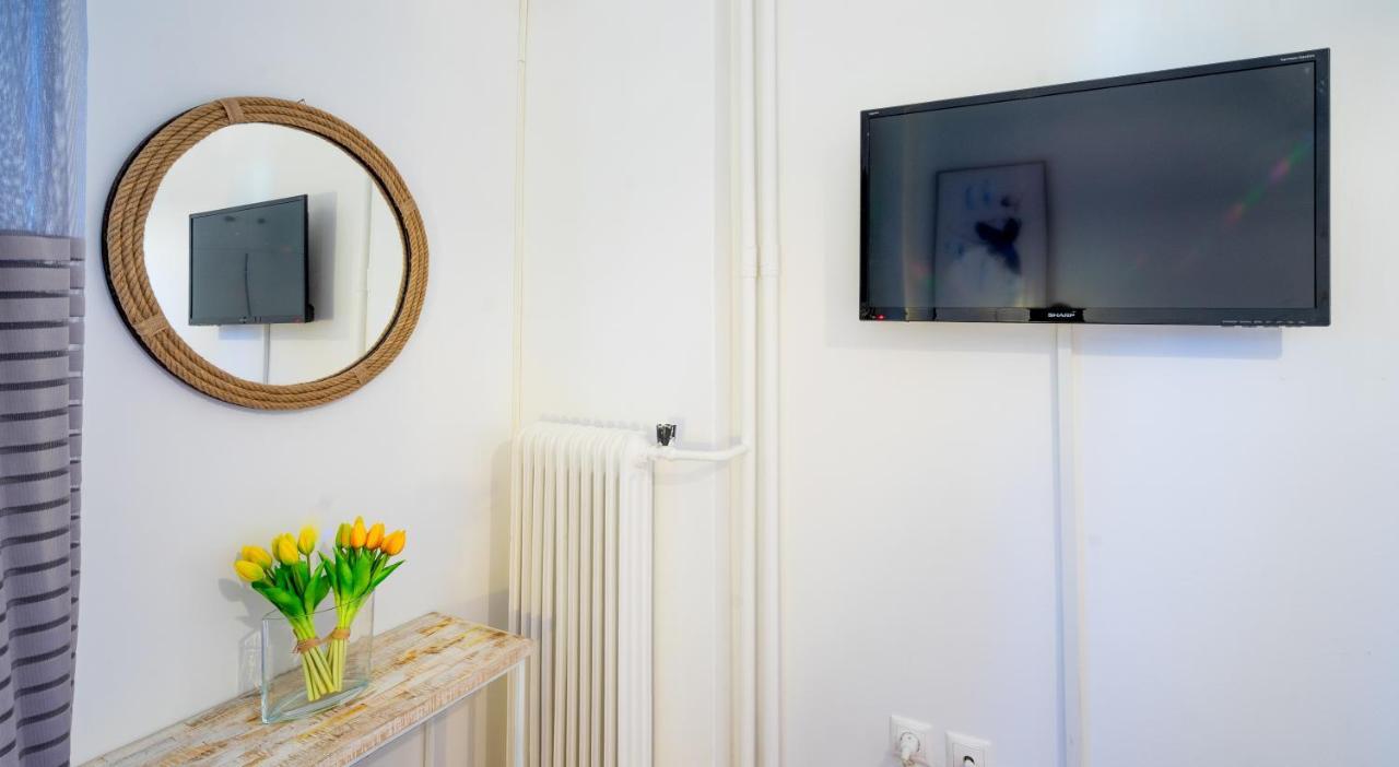 Unique Apartment In Glyfada Center Атина Екстериор снимка